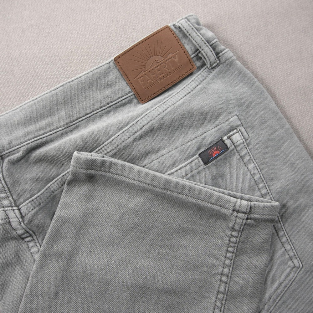 Faherty Movement Stretch Straight Leg Men Pants Fits 34x30 Chino Surf